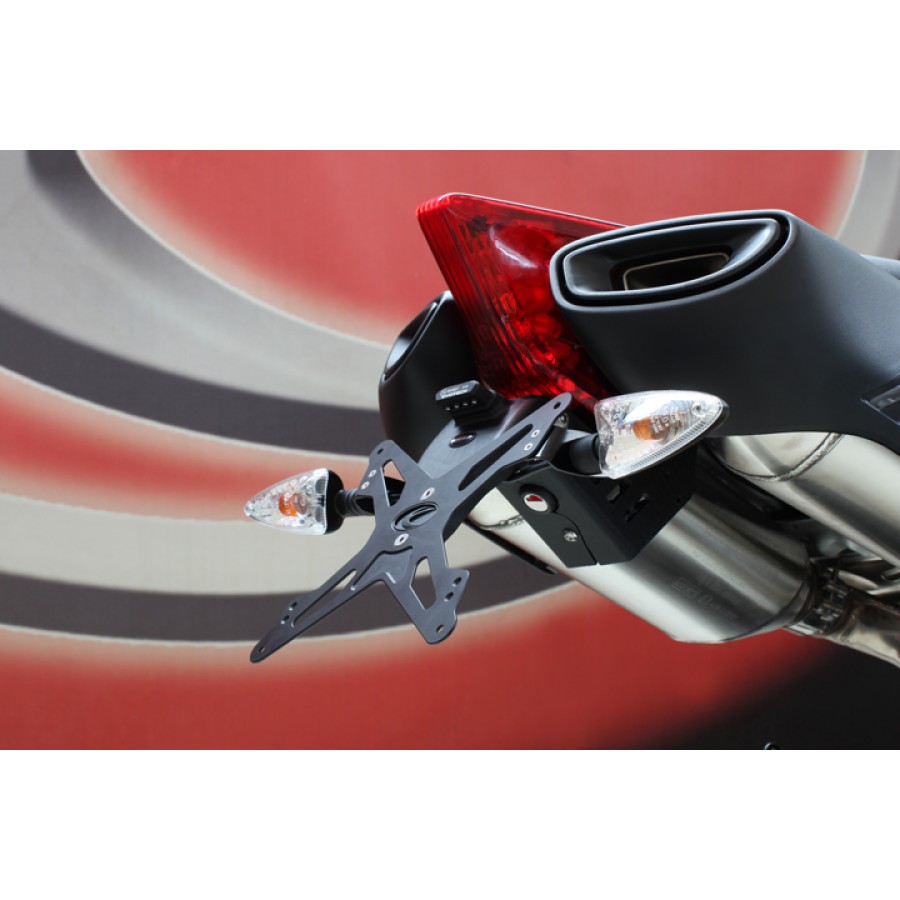 ΒΑΣΗ ΠΙΝΑΚΙΔΑΣ EVOTECH ΓΙΑ APRILIA DORSODURO 750 '13-'17/DORSODURO 1200 '11-'15 / DORSODURO 900 '18-'20