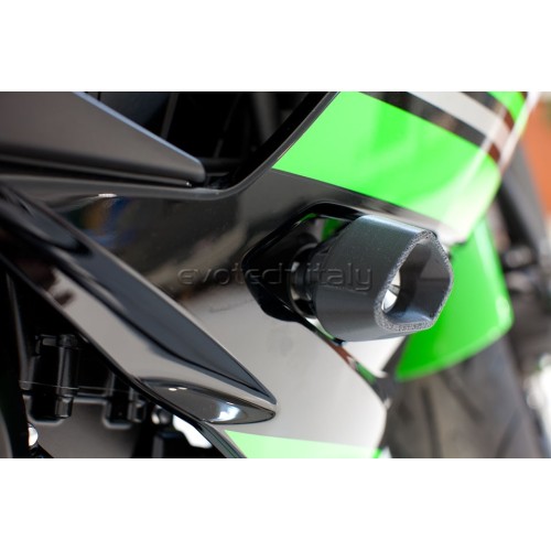 ΜΑΝΙΤΑΡΙΑ ΠΡΟΣΤΑΣΙΑΣ ΚΙΝΗΤΗΡΑ EVOTECH ANTI-SHOCK ΓΙΑ KAWASAKI NINJA 650 KRT '17-'20 / NINJA 650 '20-'21 - Μαύρο/Ανθρακί