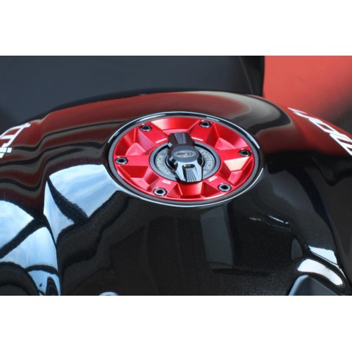 ΤΑΠΑ ΒΕΝΖΙΝΗΣ ΓΡΗΓΟΡΗΣ ΑΠΟΔΕΣΜΕΥΣΗΣ EVOTECH ΓΙΑ TRIUMPH